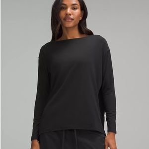 Lululemon Women’s Black Top